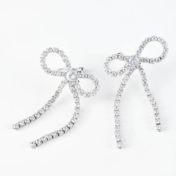 Bowknot unique clip in earrings 18K gold plated in two colors - Picture 6 of 7